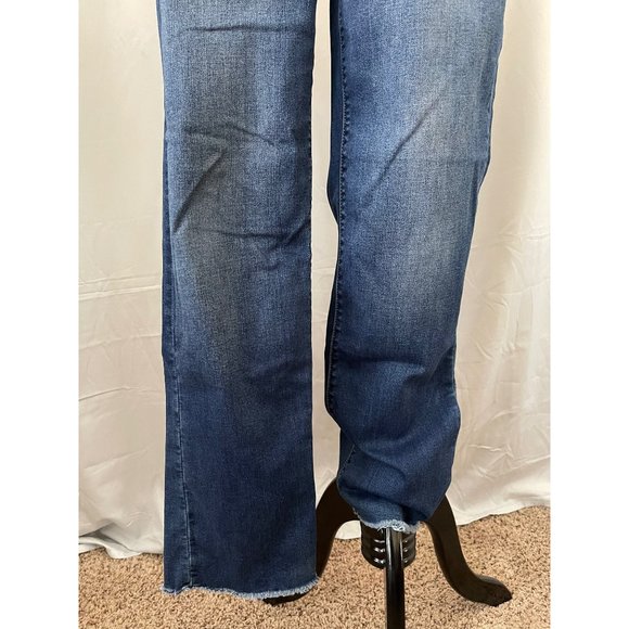 Maurices Dark/Medium-Wash Faded Lightly Distressed Straight Leg Raw Bottom Jeans - Picture 3 of 12